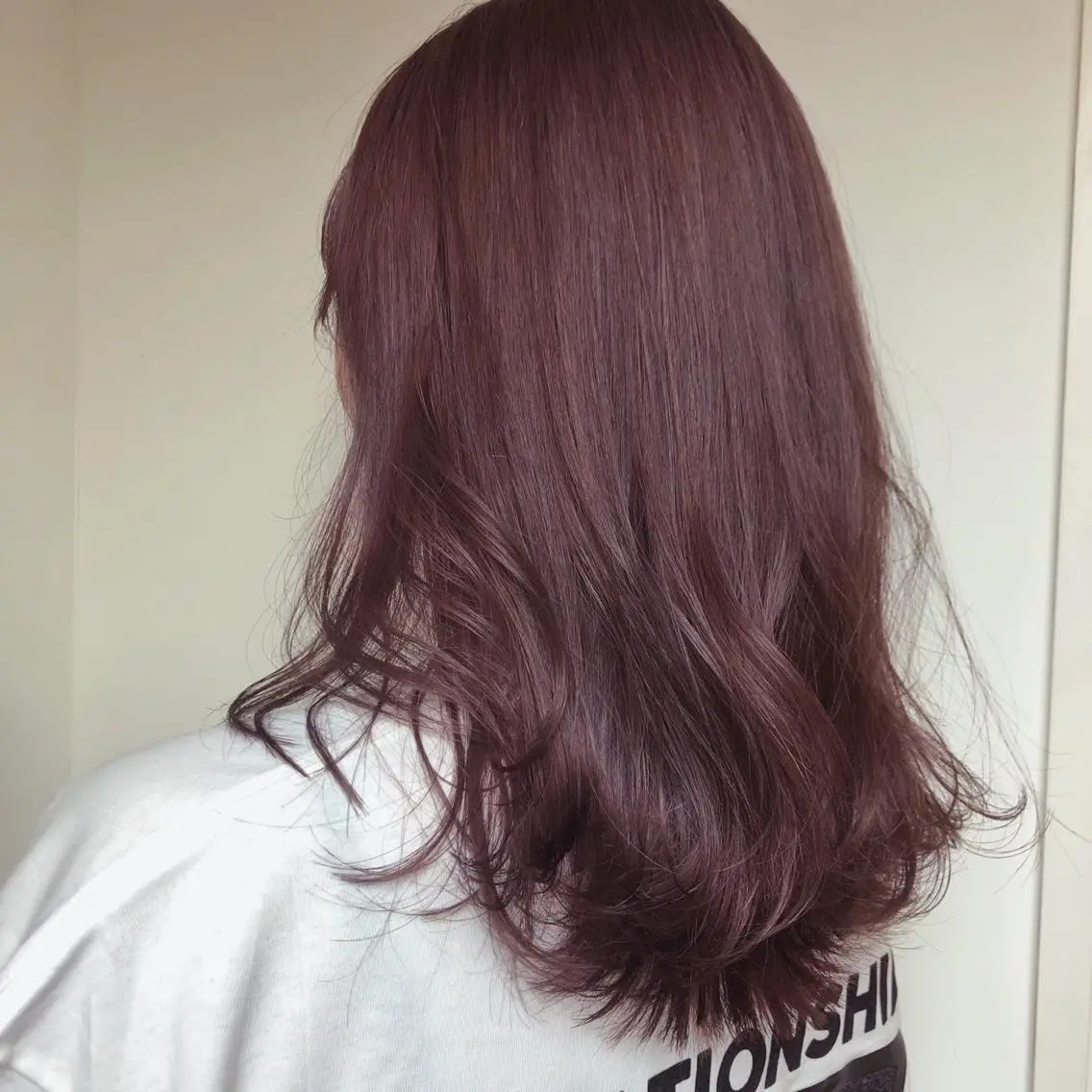 セミロング カラー ピンクカラー 大平 美沙のヘアスタイル