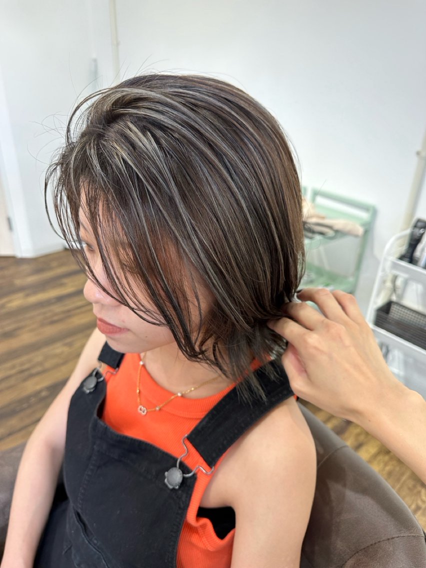 ミディアム カラー ブリーチ デザインカラー ハイライトカラー ハイライト HONOKA ボブ得意/尼崎のヘアスタイル