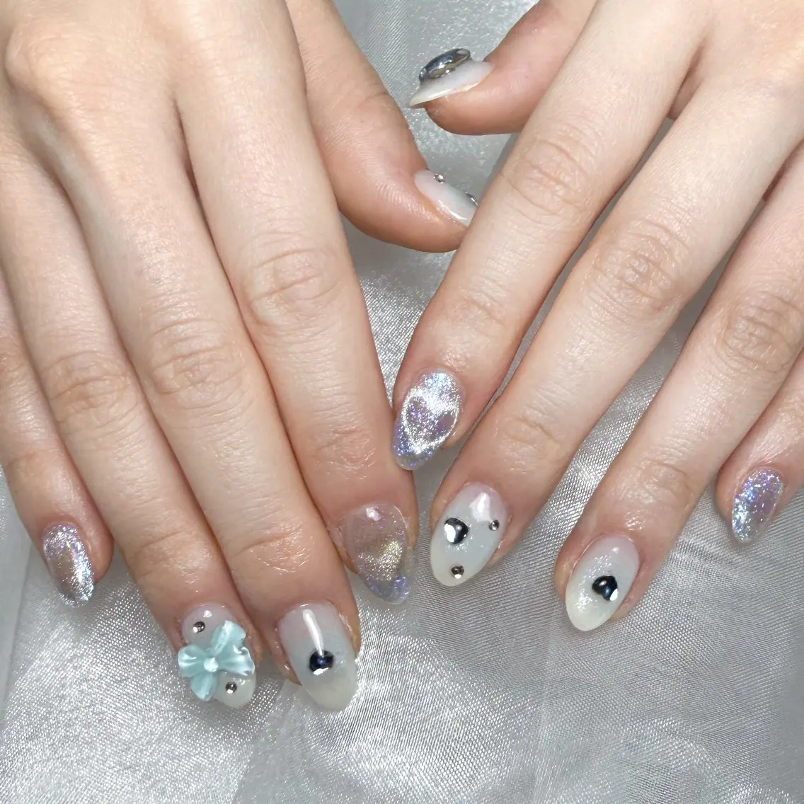 メンズ ネイル メンズ韓国風 アートネイル オーロラネイル ガーリー キラキラネイル ハンドネイル Nail salon 木にいるのネイルデザイン