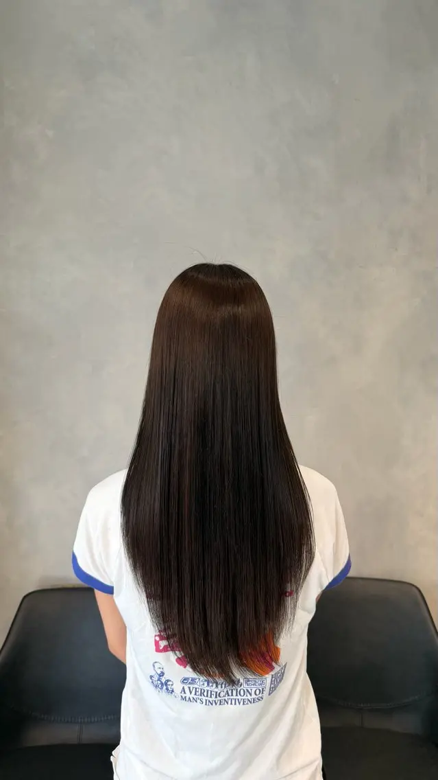 カラー ブラウンカラー ダークブラウン ヘアカラー トリートメント 井野 彩加のヘアスタイル