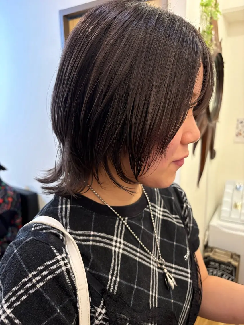 ミディアム レイヤーカット ウルフカット ウルフレイヤー ☘️ボブ、レイヤー お任せを♪☘️宇梶のヘアスタイル