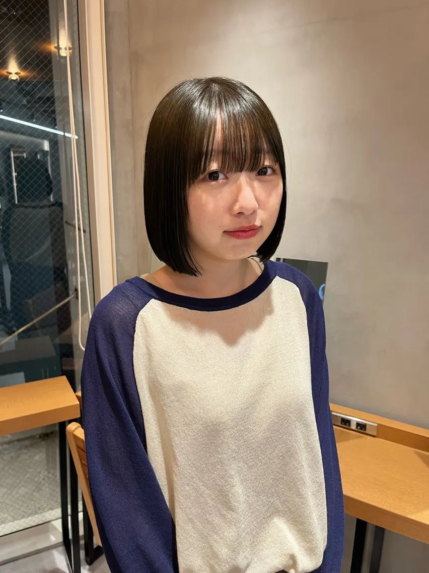 ミディアム カラー カット ヘアカラー トリートメント 縮毛矯正ボブ&顔まわ レイヤー♡TOMOEのヘアスタイル