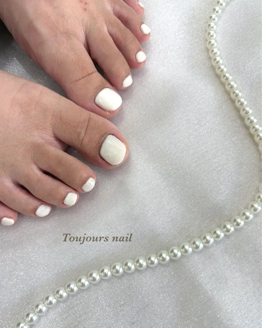 ネイル フットネイル Toujours / nanaのネイルデザイン
