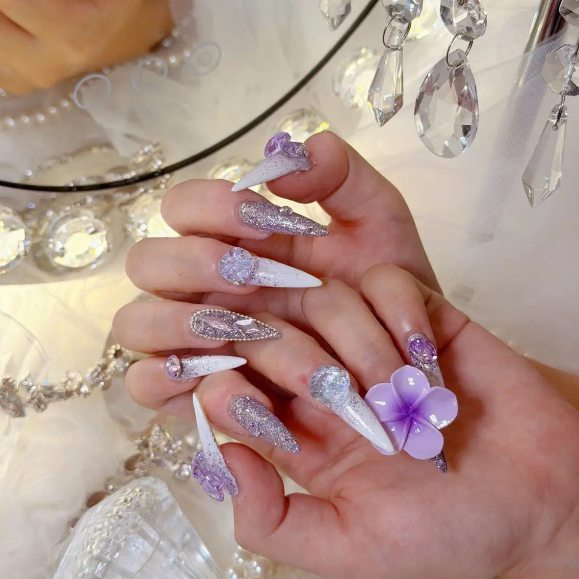 ネイル フラッシュネイル フレンチネイル グラデーション キラキラネイル 韓国ネイル ハンドネイル Hy nailsのネイルデザイン