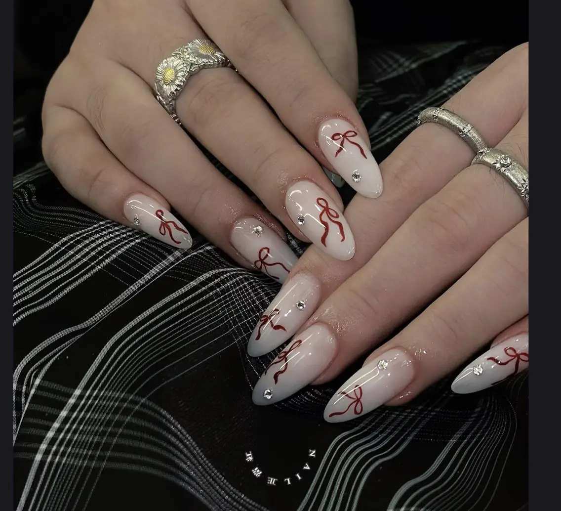 ネイル ハンドネイル ハンドケア 🍑 momo_nailのネイルデザイン
