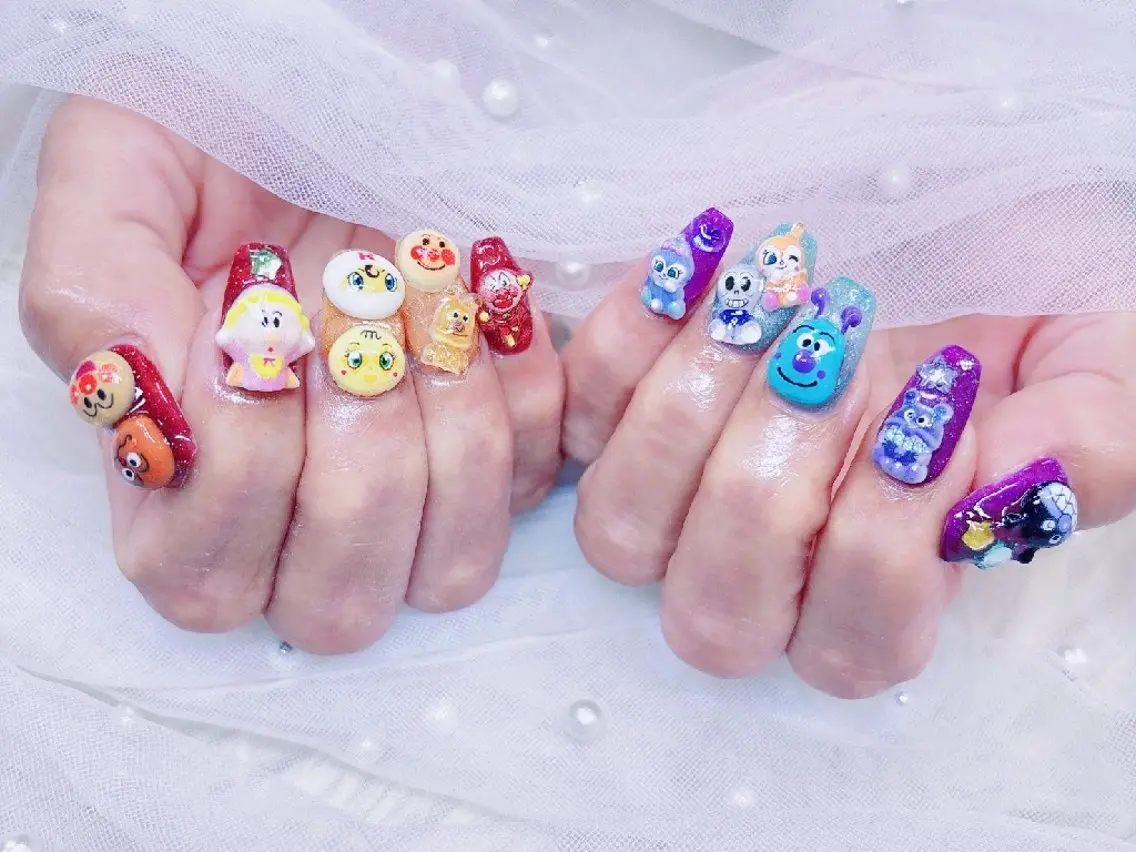 ネイル 長さ出し ジェルネイル キラキラネイル ラメ(グリッター) ニュアンスネイル Chouette Nailのネイルデザイン