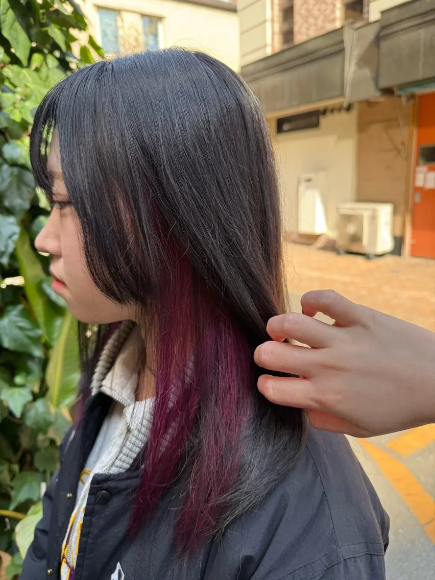 カット✂️＋インナーカラー✨(ブリーチ込)+ Aujuaトリートメント🥣💫の写真