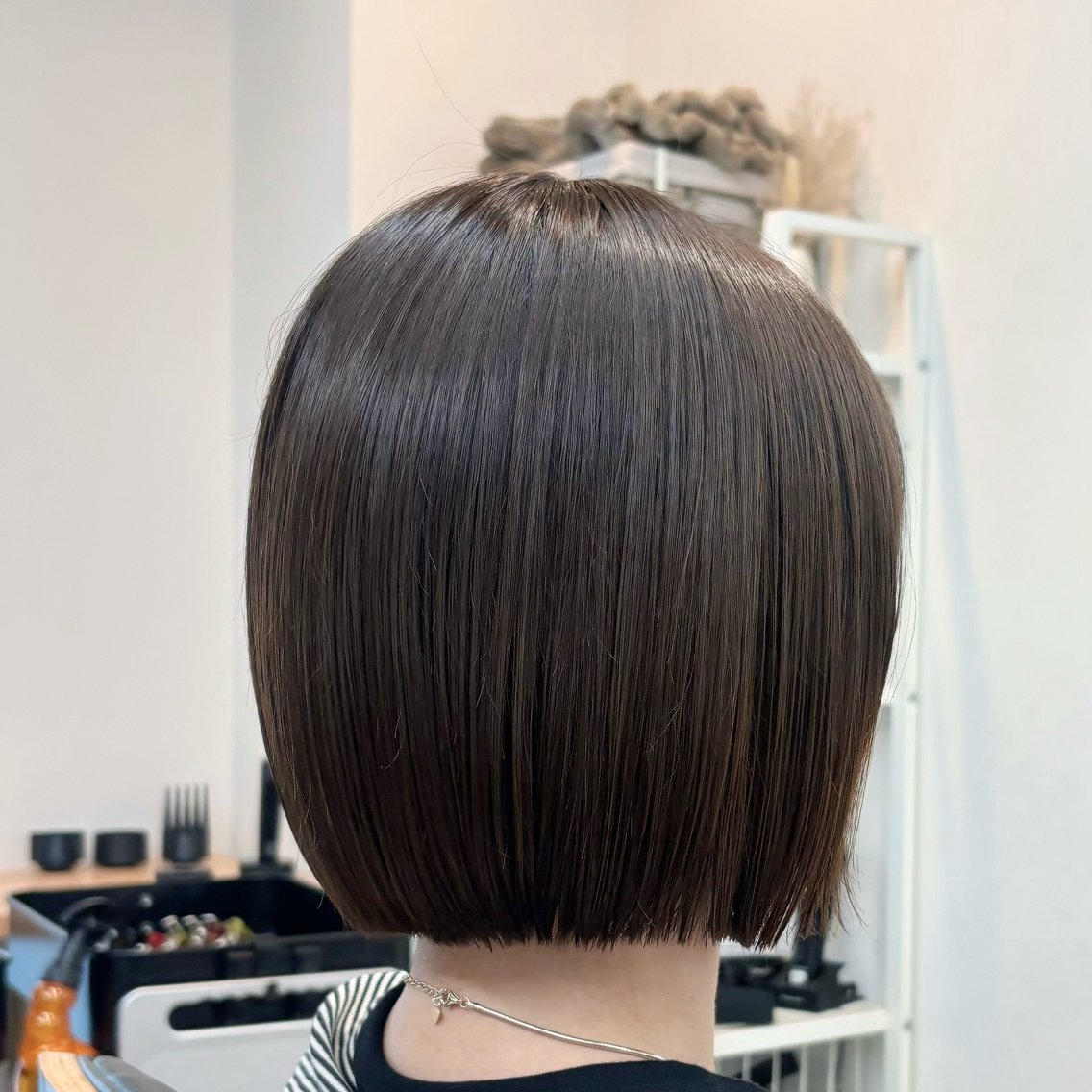 ショート カット ヘアカラー トリートメント レイヤー/艶感 /透明感カラー/うみのヘアスタイル