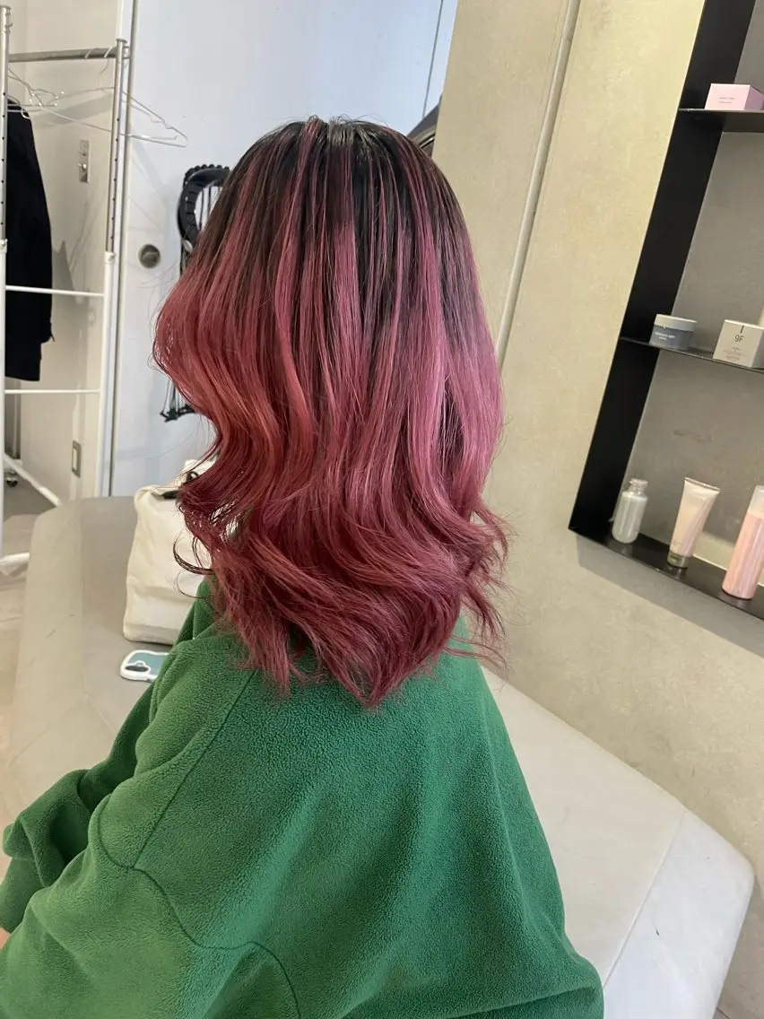 カラー ヘアカラー 🎀ボブ+ハイトーン シュカ👶🏻のヘアスタイル