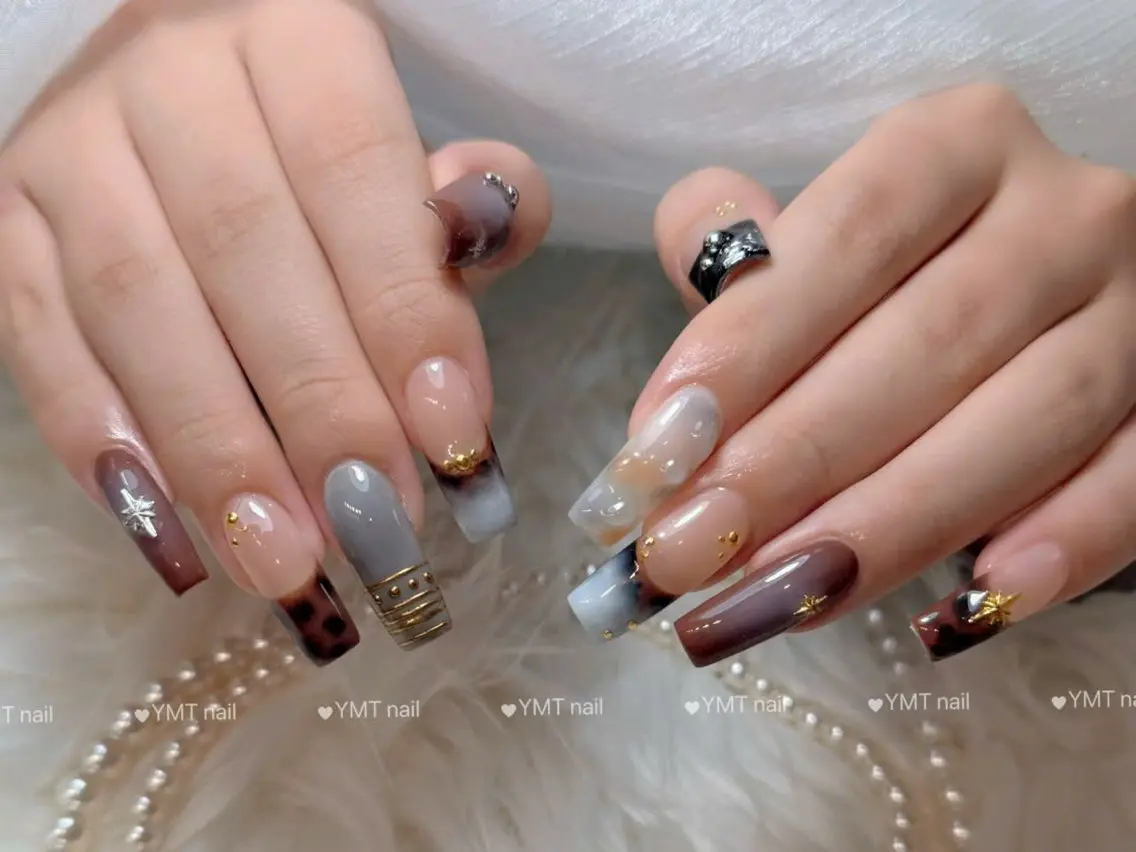 ネイル 長さ出し フットネイル ジェルネイル 韓国ネイル マグネットネイル ハンドネイル YMT. NailStudioのネイルデザイン