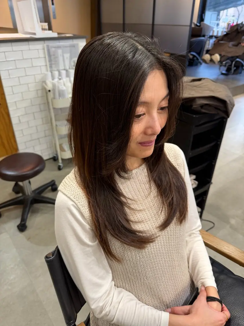 ロング レイヤーカット カット 心斎橋/透明感カラー 🫧アサノハルカのヘアスタイル