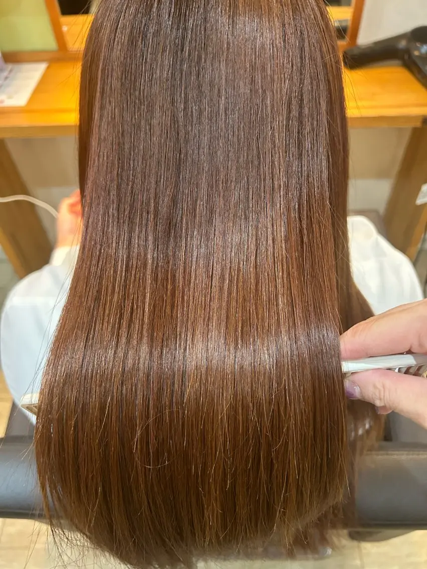 カラー 髪質改善 東 麻祐子のヘアスタイル