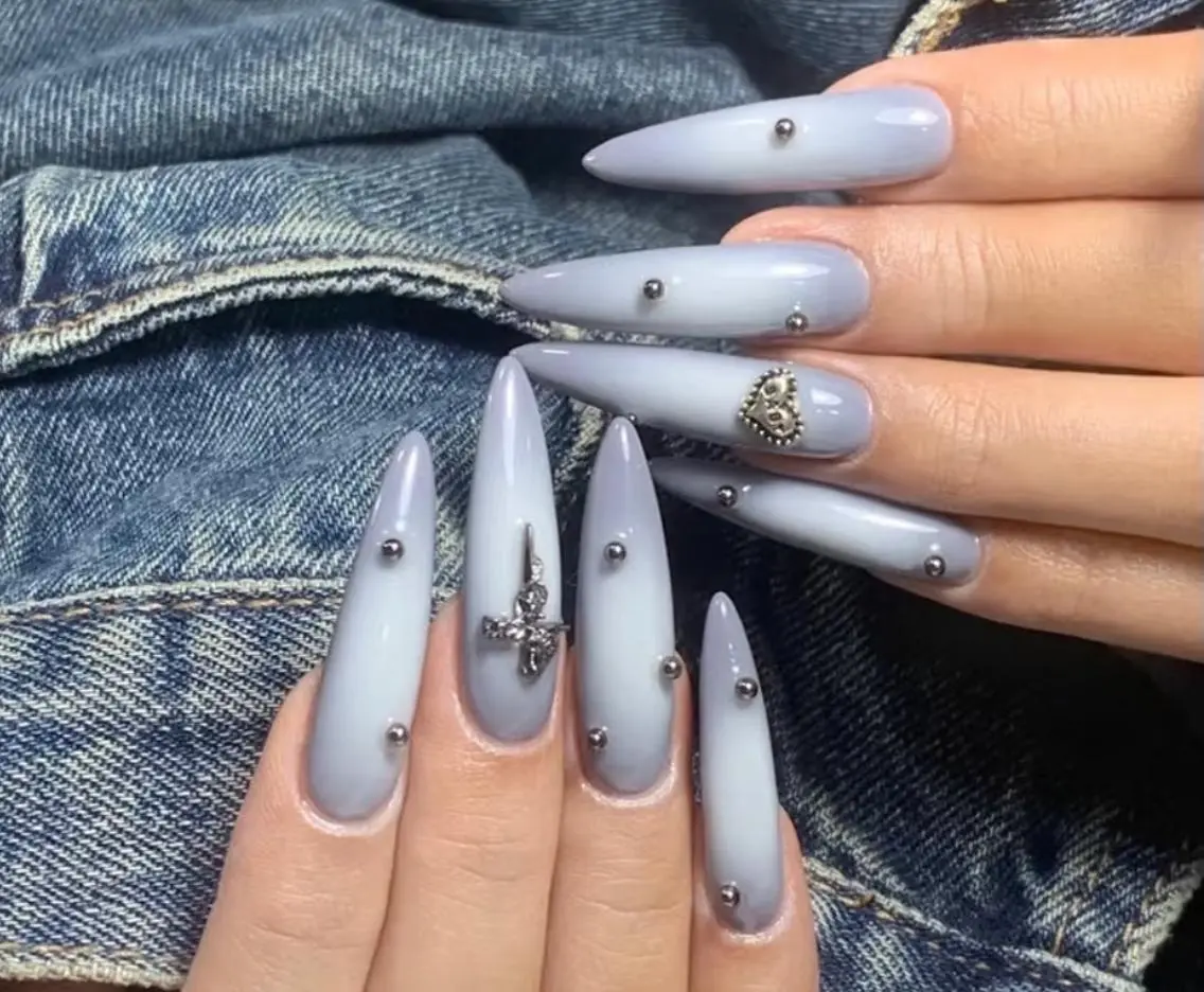 ネイル ハンドネイル 🎀 NaNa_nailのネイルデザイン