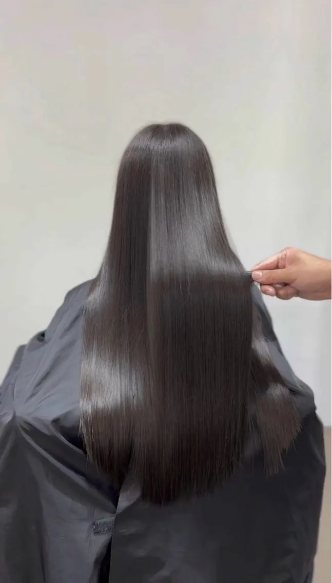 セミロング 縮毛矯正 はる/ カラーモデル様募集中のヘアスタイル