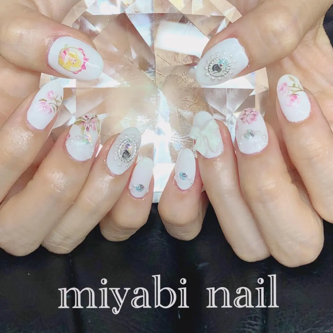 ネイル アートネイル オーロラネイル フラワーネイル 持ち込み ハンドネイル miyabi nail 桂川駅近くのネイルデザイン
