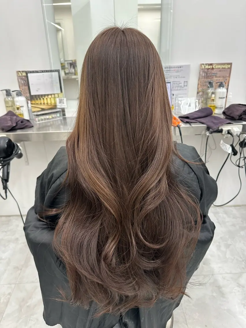 ロング ヘアカラー トリートメント 艶髪ハイトーンカラー 渋谷🎀ririkaのヘアスタイル