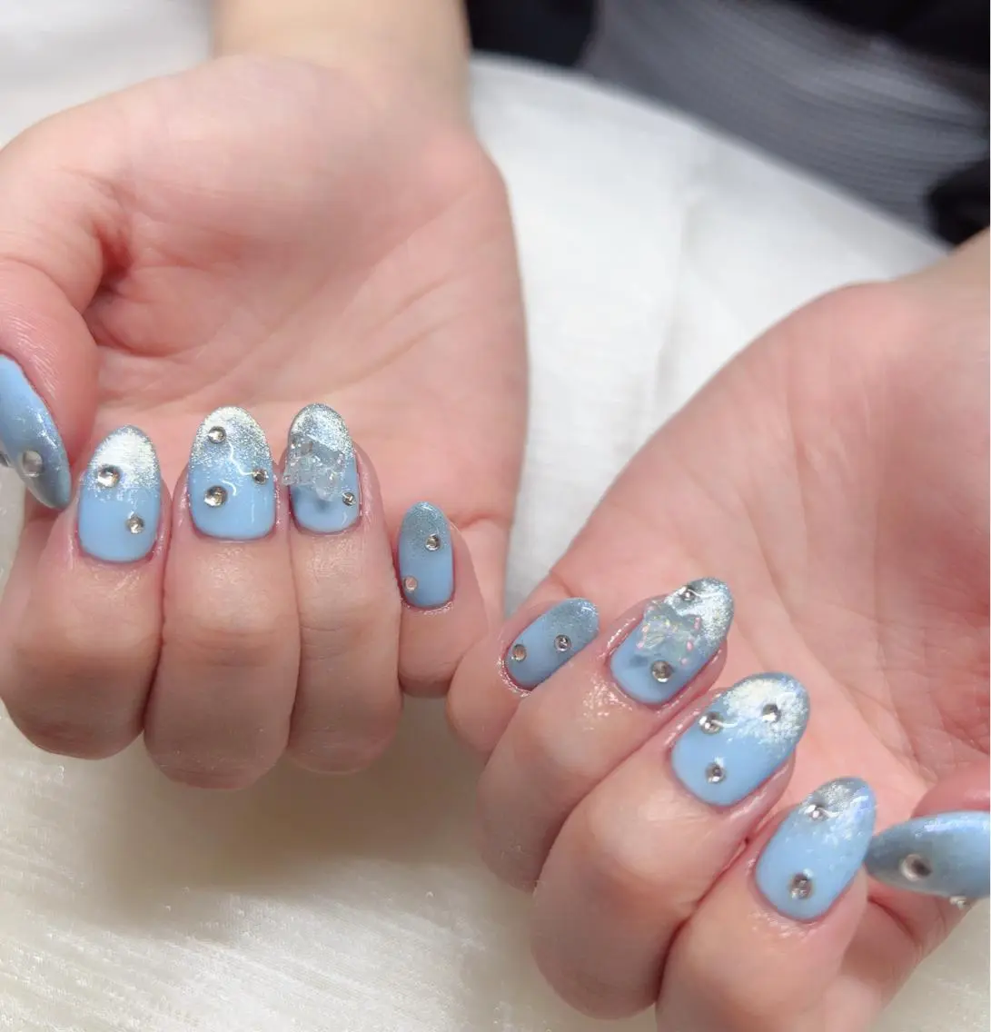 ネイル ハンドネイル AngelChris ビューティーサロンのネイルデザイン