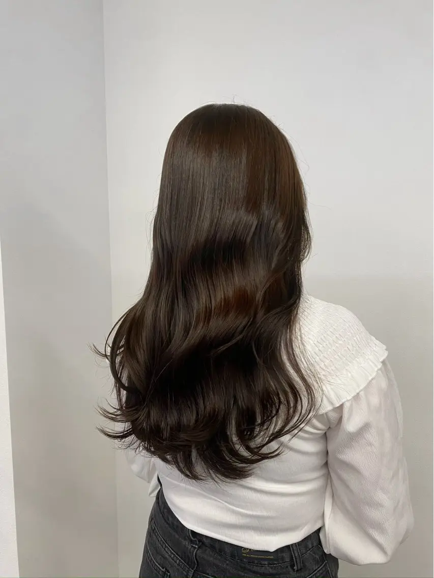 カラー 吉島 晴のヘアスタイル