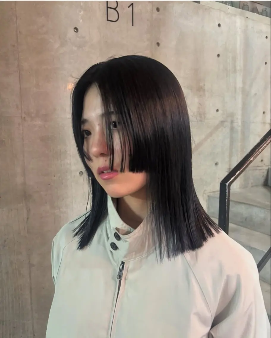 ミディアム 池田 晴乃のヘアスタイル