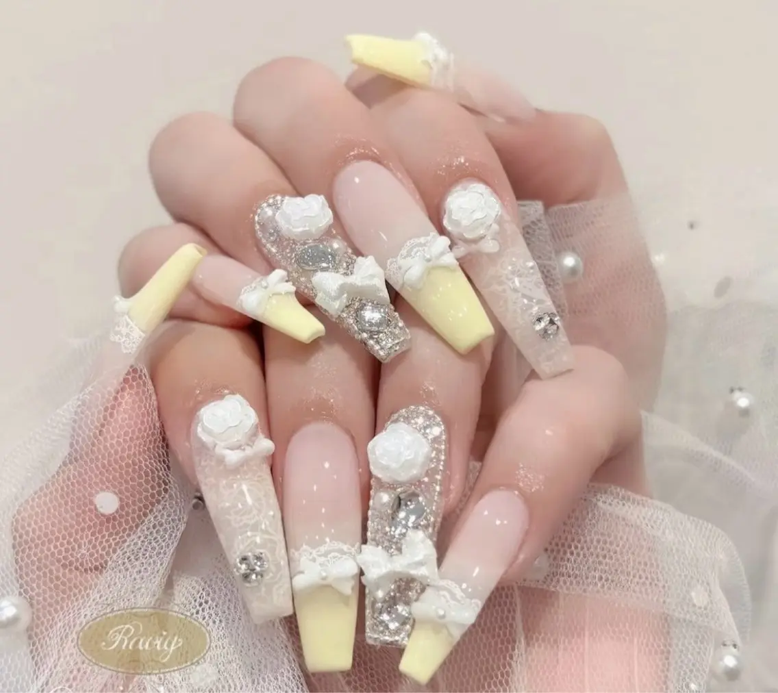 ネイル ハンドネイル H3 Nail Tsuki🦋💙のネイルデザイン