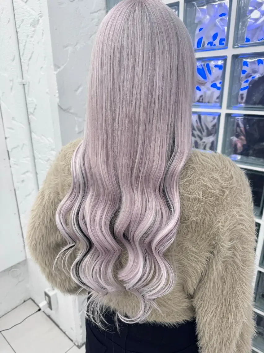 ロング ヘアカラー エクステ 家田 竜のヘアスタイル