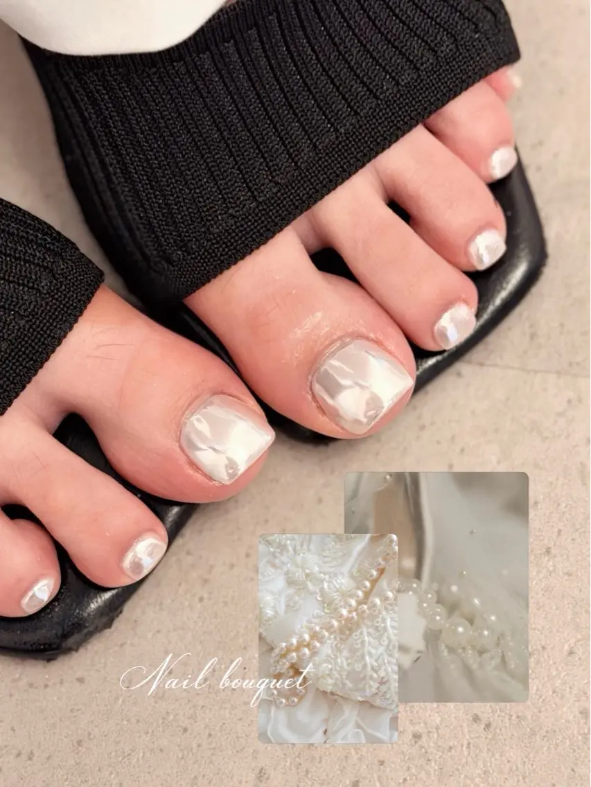 ネイル カジュアル フットネイル フレンチネイル キラキラネイル マグネットネイル フットネイル Nail bouquetのネイルデザイン