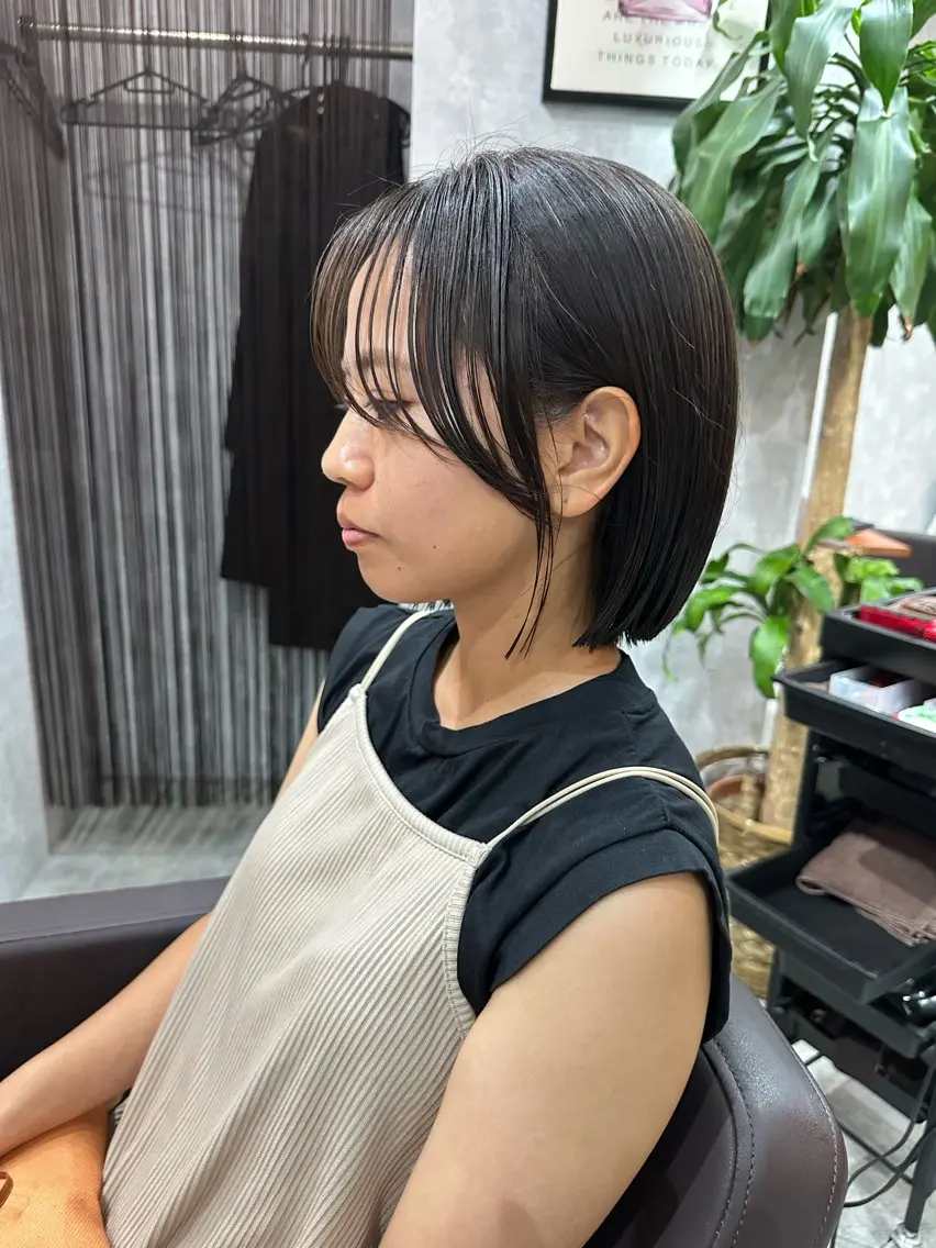 ショート 切りっぱなしボブ ショートボブ ハンサムショート 丸みショート ボブ モテ髪/ボブ/ショー ト/アダチフウトのヘアスタイル
