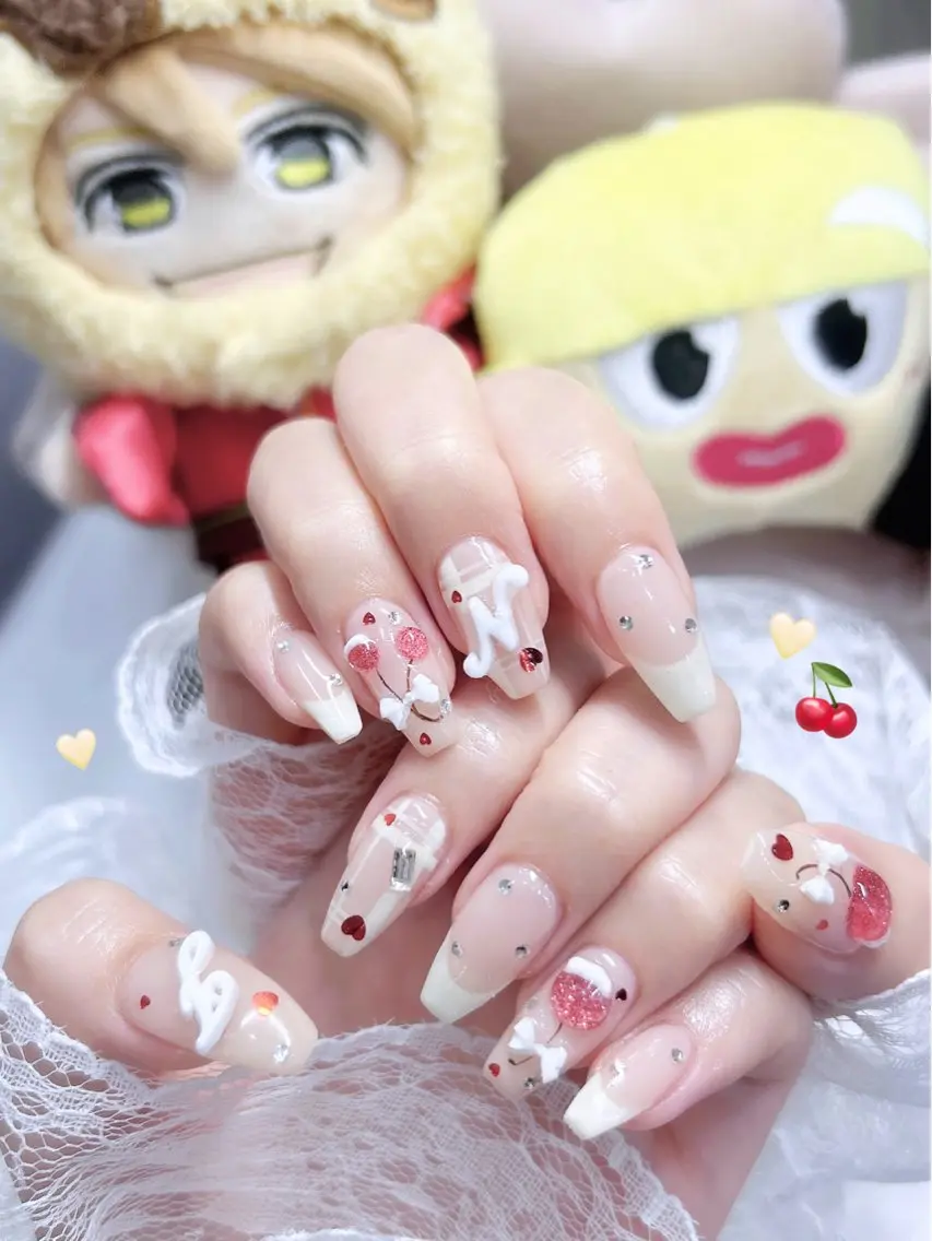 ネイル ハンドネイル ️🫧みつき/ 渋谷/痛ネイル️🫧のネイルデザイン