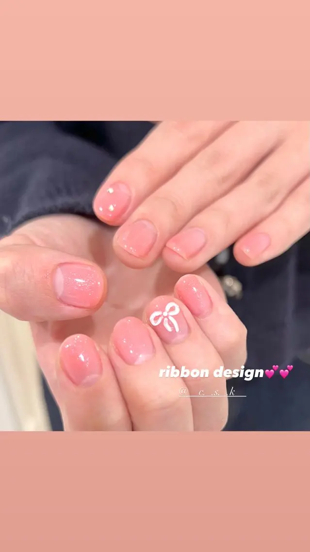 ネイル アートネイル ぷっくりネイル リボン ハンドネイル 🎀チーク/ちゅるん 🫧chisa🎀のネイルデザイン