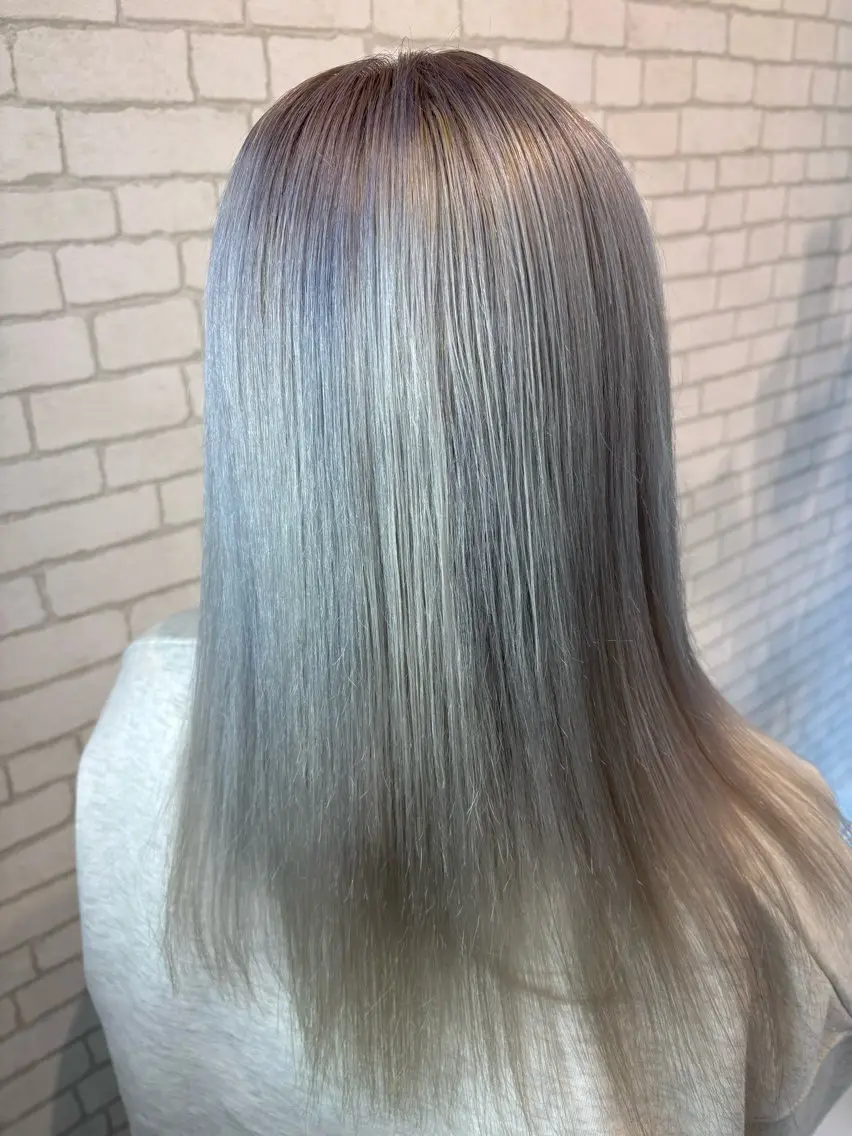 カラー ヘアカラー 篠田 綾乃のヘアスタイル