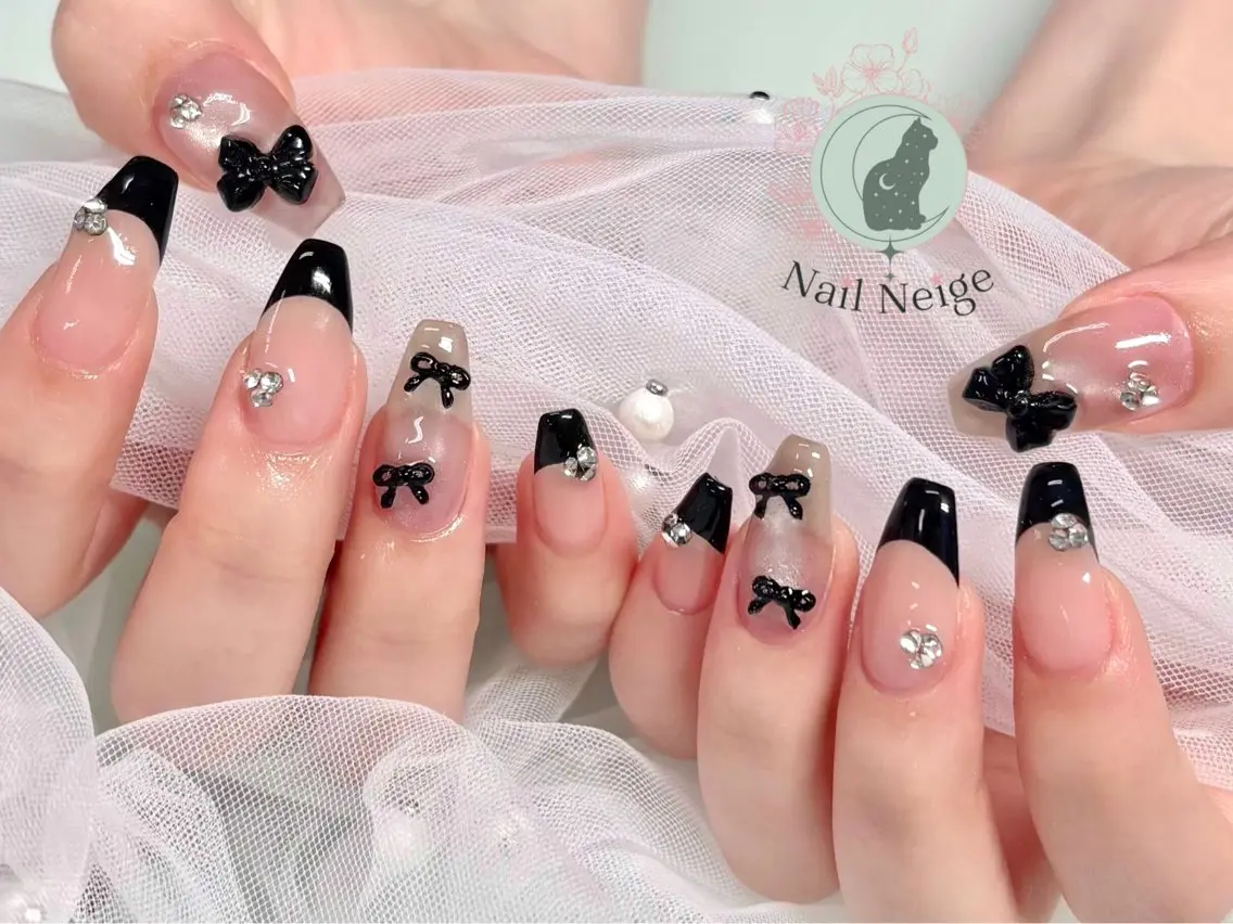 ネイル アートネイル ジェルネイル ハート 韓国ネイル マグネットネイル Nail Neige🐈🌙のネイルデザイン