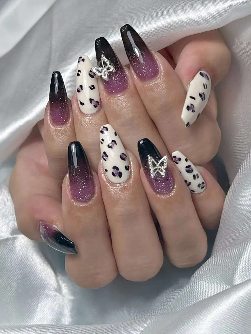 ネイル LEELA NAIL STUDIOのネイルデザイン