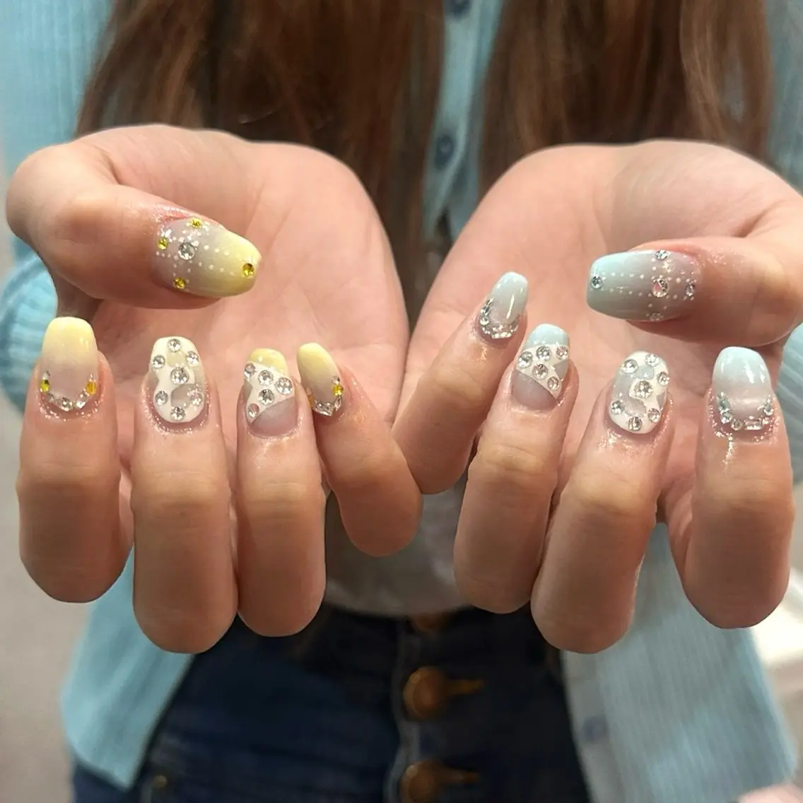 ネイル マグネットネイル ミラーネイル ストーンネイル 夏ネイル ハンドネイル M.wish太田川店 💅🏼Arisaのネイルデザイン