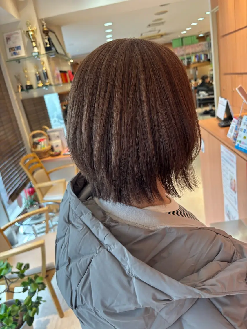 ショート カラー ボブ くびれヘア カット ヘアカラー 竹葉 如起のヘアスタイル