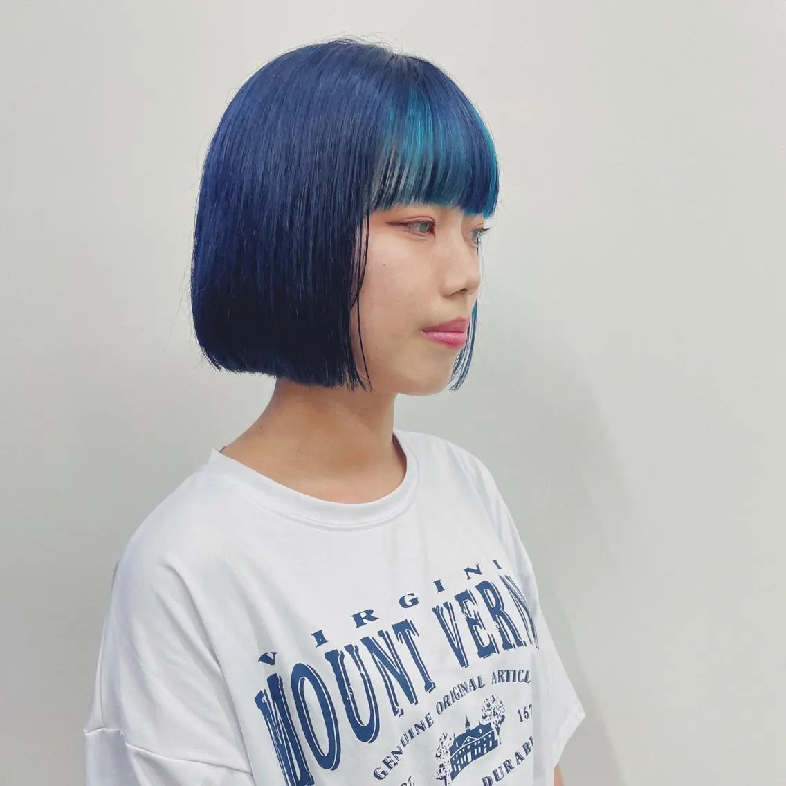 ミディアム スギヤマ ショウゴのヘアスタイル