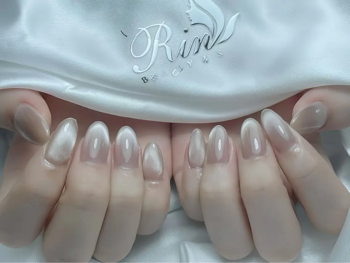 ネイル アニマル柄 ボルドー ブラウン チークネイル フレンチネイル ハンドネイル Rin Nail 新大久保店のネイルデザイン