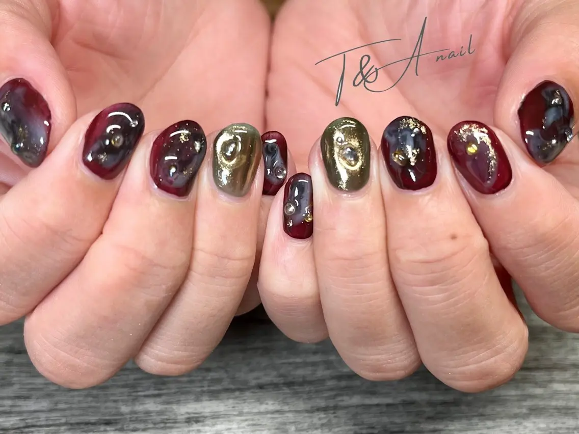 ネイル ジェルネイル ニュアンスネイル スカルプネイル ショートネイル 冬ネイル T&A nailのネイルデザイン