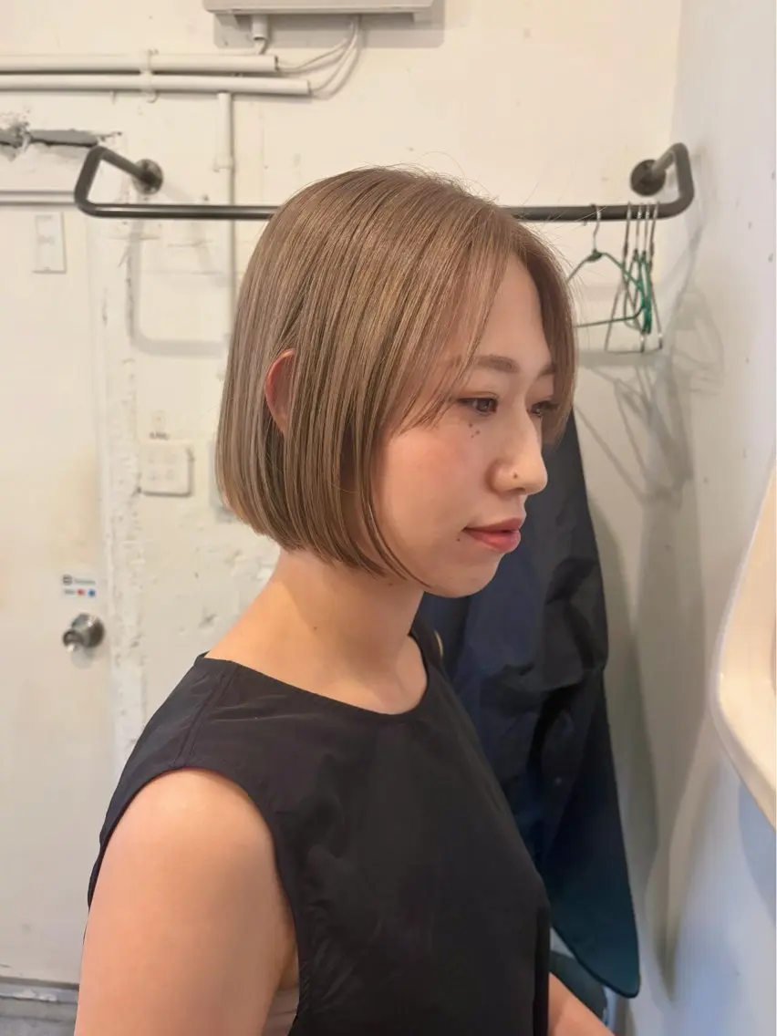 ショート カラー ベージュカラー ボブ カット ヘアカラー トリートメント ＊UNU＊ RICOのヘアスタイル