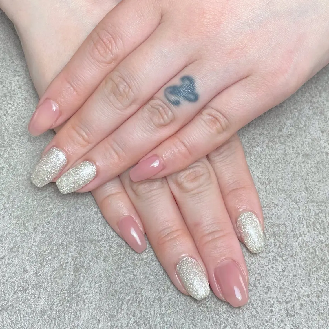ネイル ハンドネイル nailroom DIASOMNIAのネイルデザイン