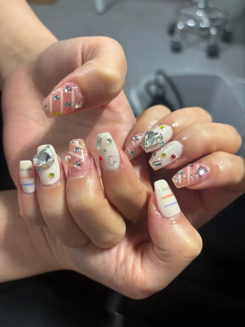 ネイル I pinknail 韓国風·持ち込み専門のネイルデザイン