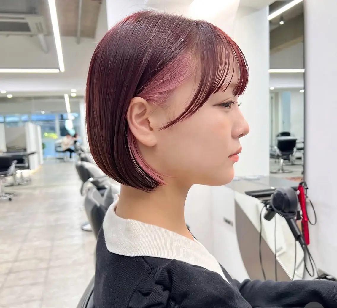 ミディアム ショートボブ アッシュ アッシュグレー アッシュグレージュ ボブ カット 縮毛矯正 トリートメント 🎀クロスパーマ/ ボブ🎀MOMONAのヘアスタイル