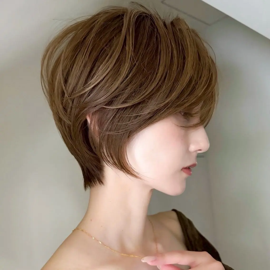 ショート カラー 内大久保 列夏のヘアスタイル
