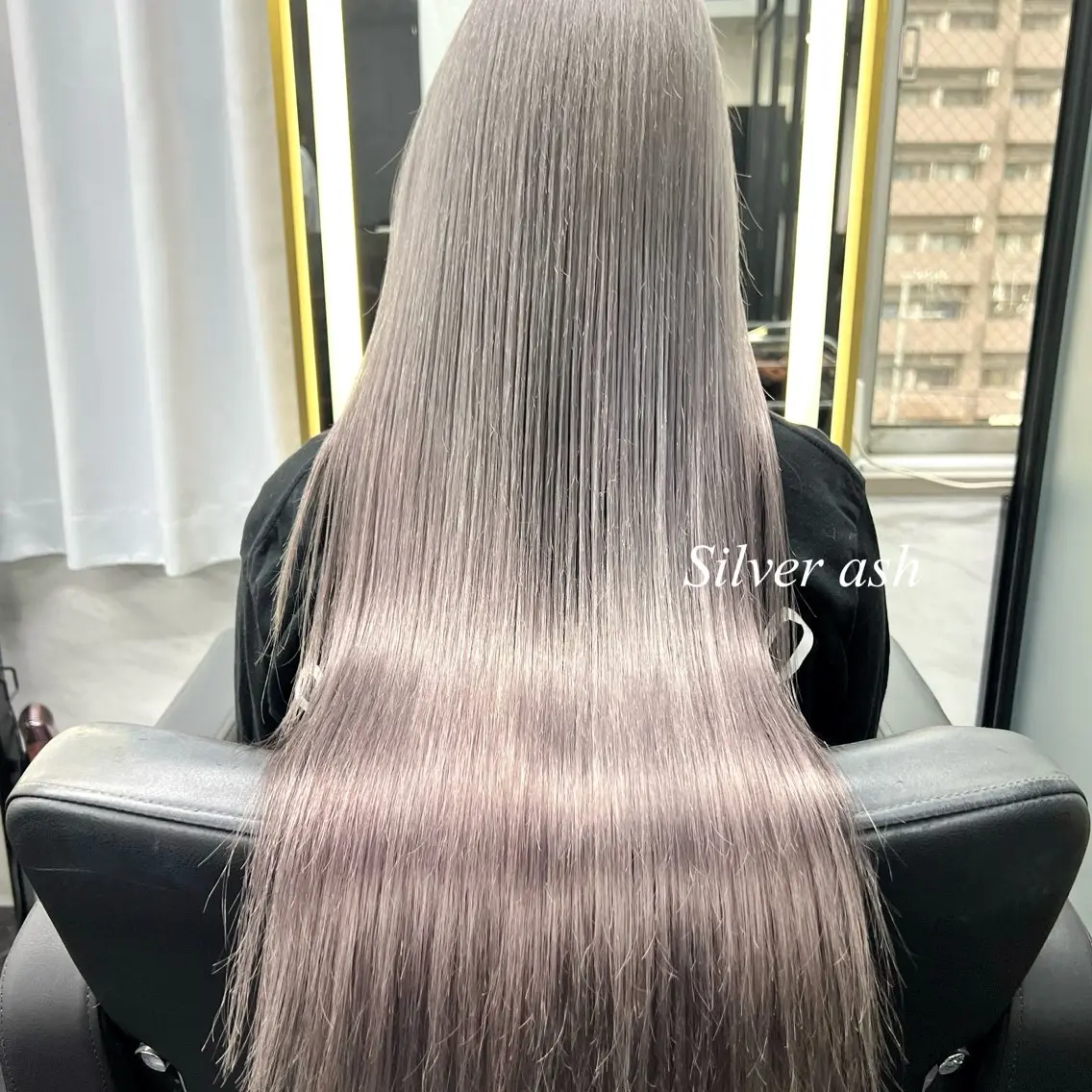 ロング カラー シールエクステ ハイトーンカラー エクステ ヘアカラー トリートメント シールエクステ特化 ハイトーン、NANAのヘアスタイル
