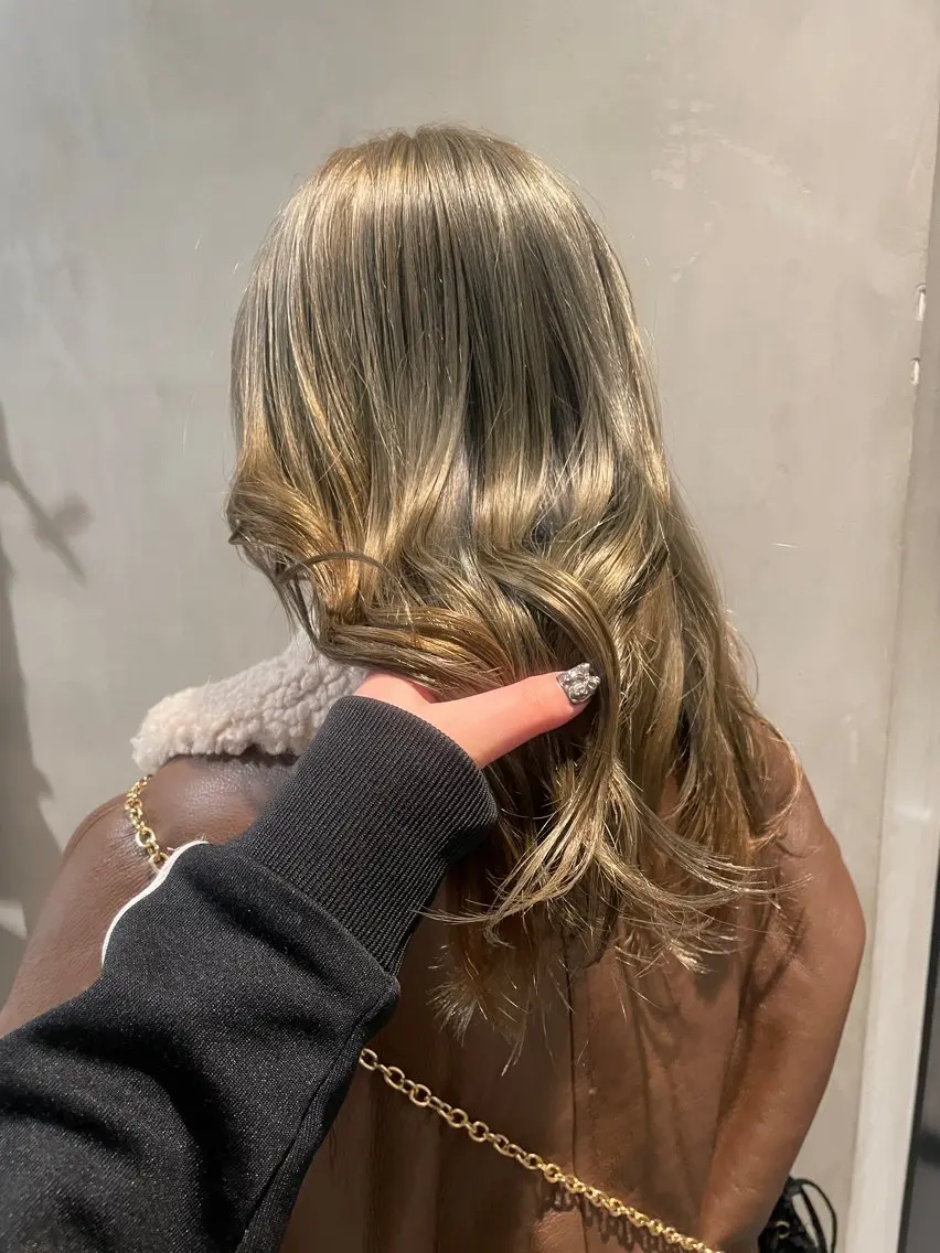 セミロング カラー 透明感カラー 🎀海外ヘア/表参道 Satone🎀のヘアスタイル