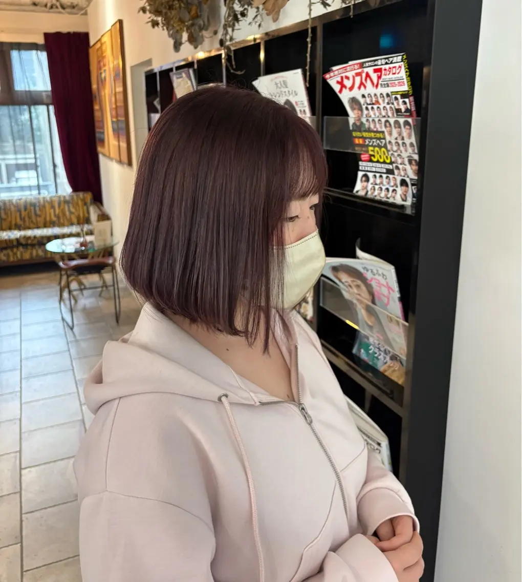 ミディアム ヘアカラー sign hair／ chika🪐🩵のヘアスタイル
