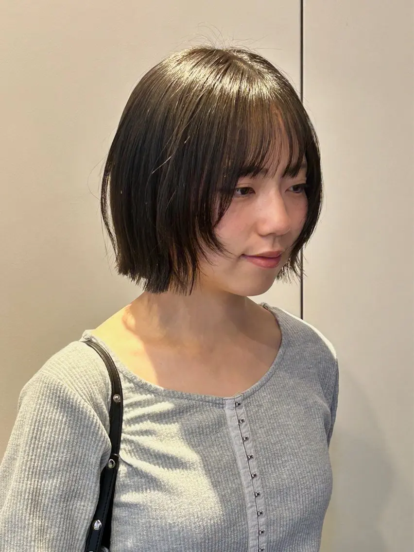 ミディアム カラー カット ヘアカラー トリートメント ナチュラル大人っぽい スタイル　MAORIのヘアスタイル