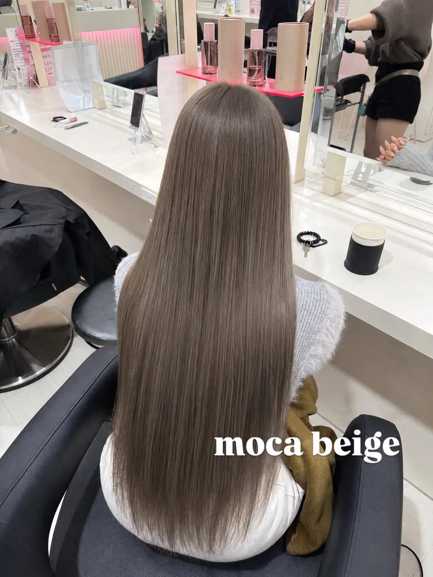 ロング カラー ヘアカラー 🤍韓国大人っぽ ベージュMAI🤍のヘアスタイル