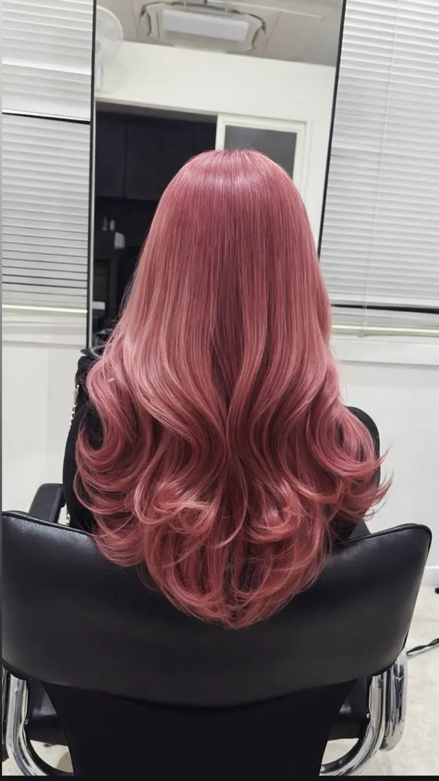 ロング ヘアカラー トリートメント ピンク🌸/暖色/ ブリーチ/横浜/金光のヘアスタイル