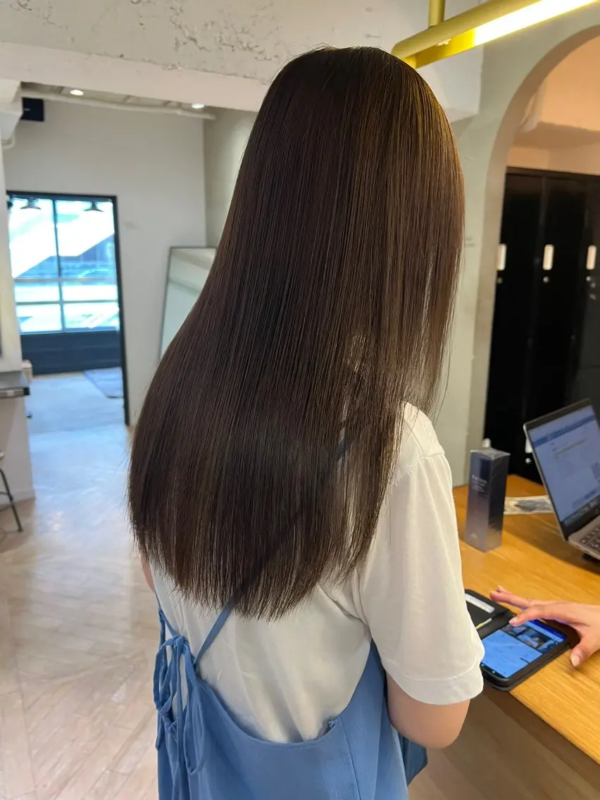 ロング カラー 透明感カラー 髪質改善 カット ヘアカラー トリートメント レイヤー/縮毛矯正/ 暖色/mao🎀のヘアスタイル
