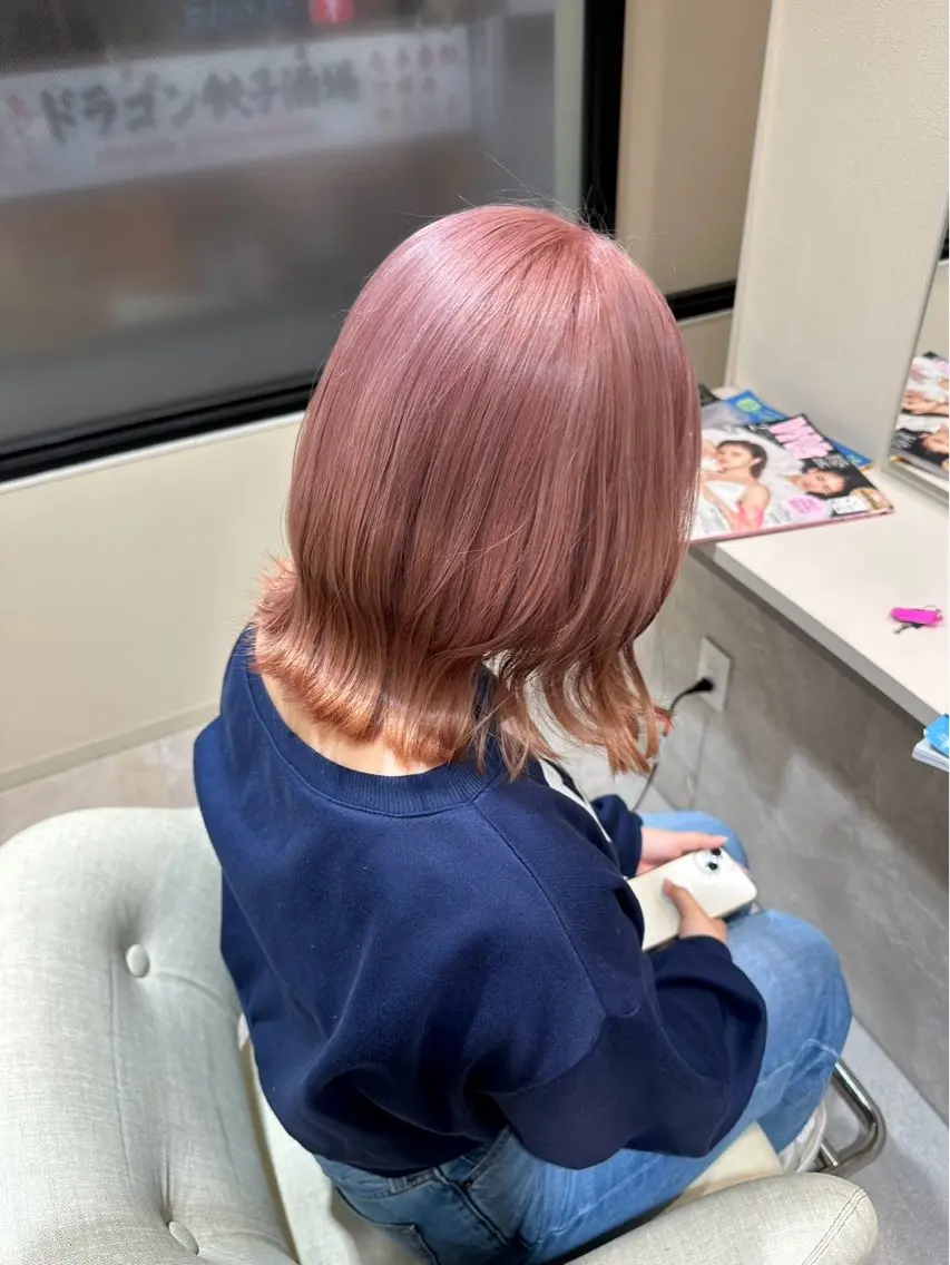 ミディアム カラー ヘアカラー 酒井 美輝のヘアスタイル